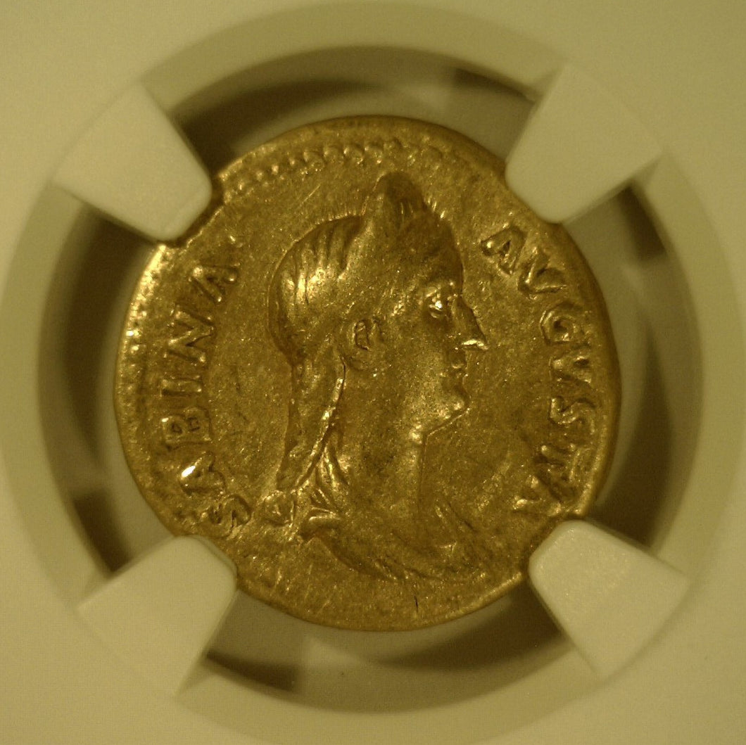 Roman Empire. Sabina. 128(?)-136/7 A.D. AV Aureus