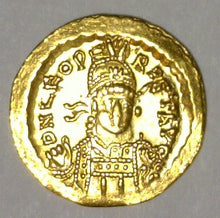 Load image into Gallery viewer, Rome, Eastern Empire. Leo 457-474 A.D. AV Solidus.
