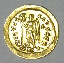 Load image into Gallery viewer, Rome, Eastern Empire. Leo 457-474 A.D. AV Solidus.
